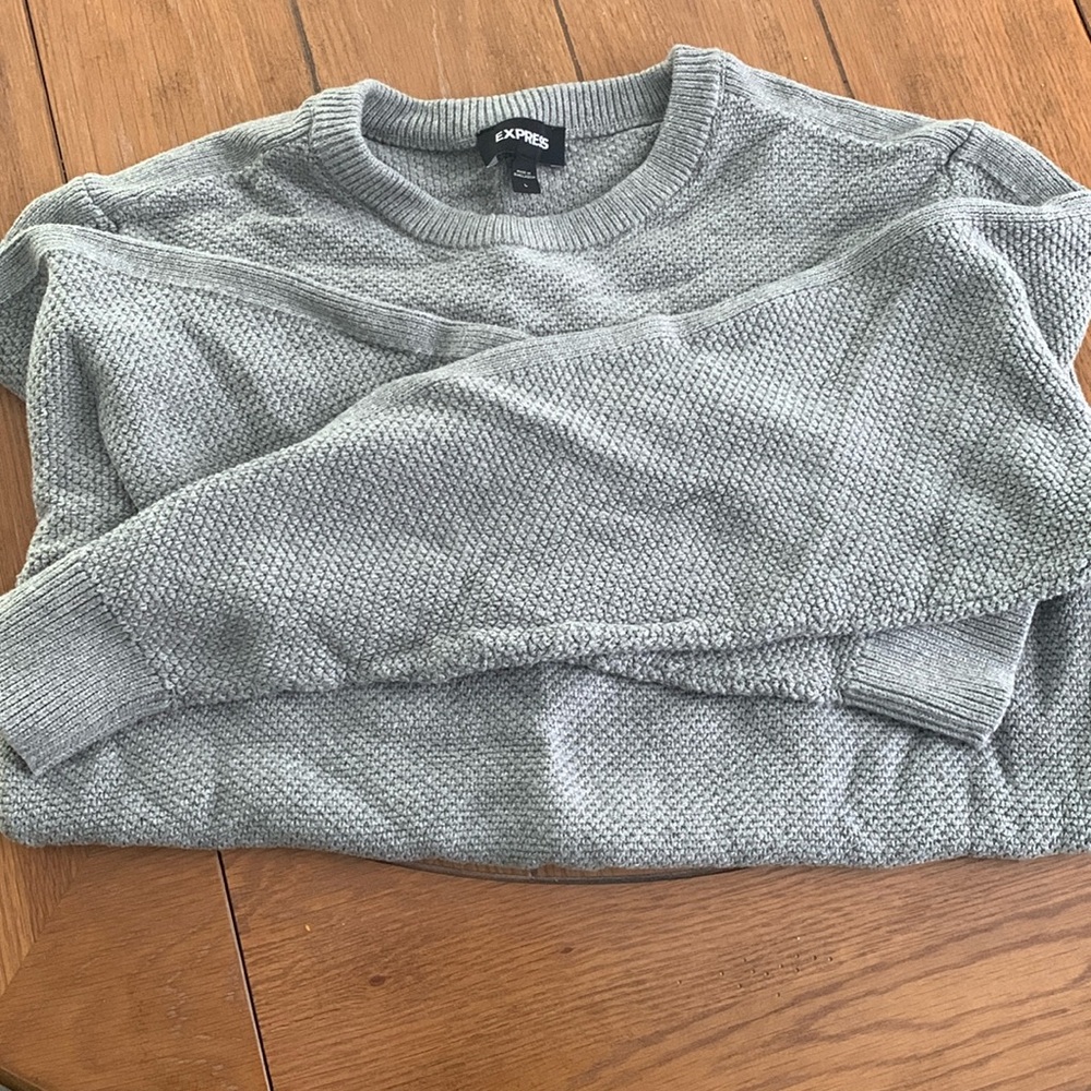 Express Men's Crewneck Sweater in Light Gray